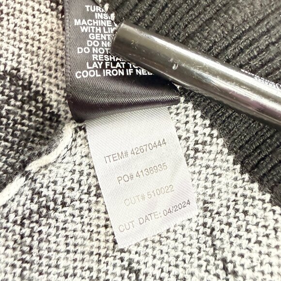 Torrid Cardigan Womens O/L Black White Halloween Print Button Front V-Neck Knit - Picture 7 of 7